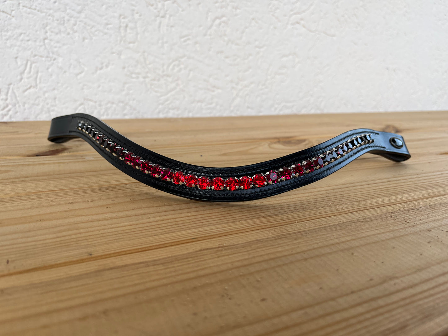 glitzerpferd.de Stirnriemen SchwarzRoterVerlauf